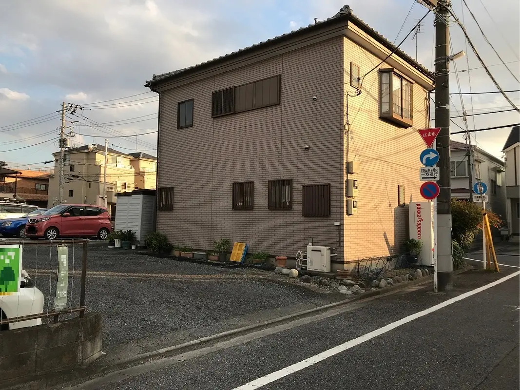 足立区鹿浜２丁目　月極駐車場